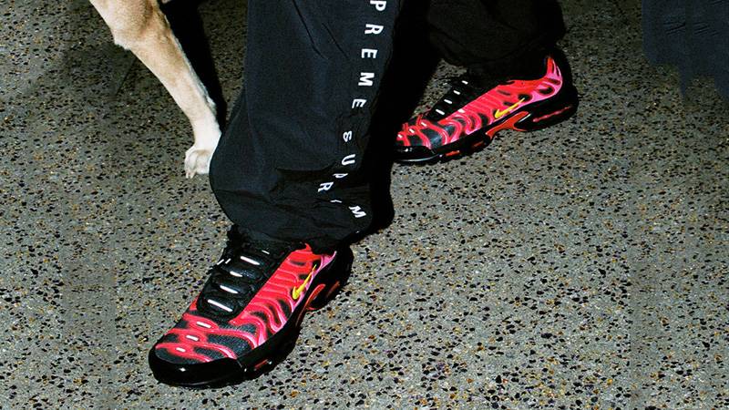 Nike Air Max Plus x Supreme - "University Red"